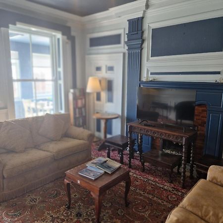 The Mariners House Hotel Скарбъро Екстериор снимка